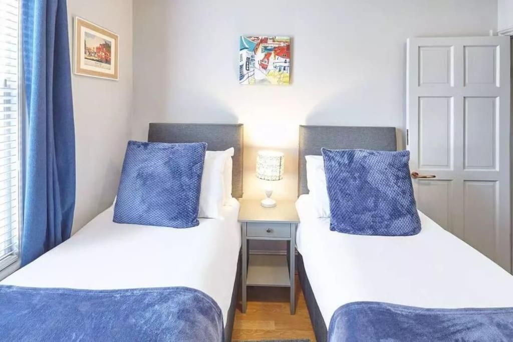 May House 3 Bedroomed House Whitby Bagian luar foto
